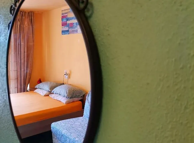 Gasthuis фани 3*