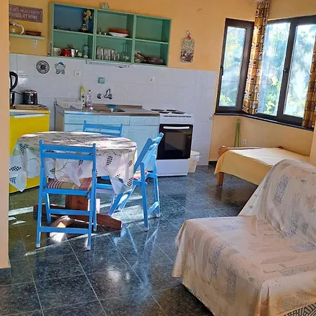 фани بيت ضيافة